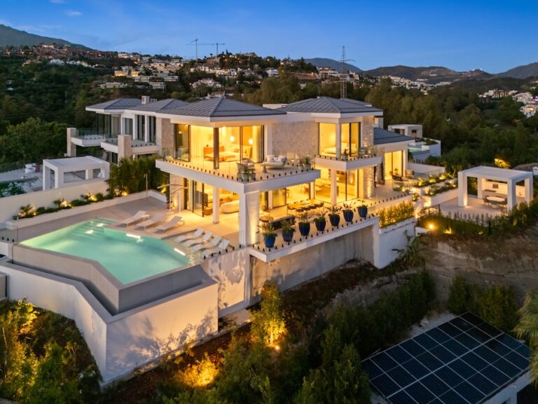 Elegant Luxury Villa in La Quinta, Benahavis