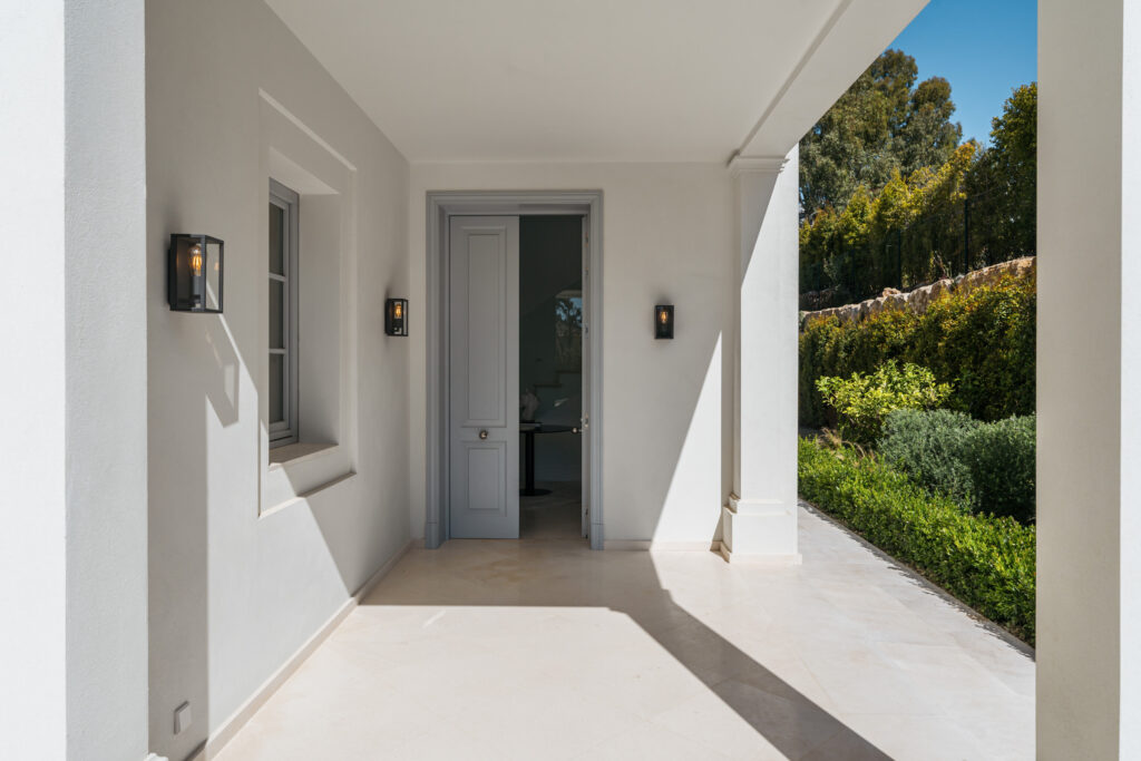 VILLA VALORA – BRAND NEW VILLA LOCATED IN NUEVA ANDALUCIA - Photo 42