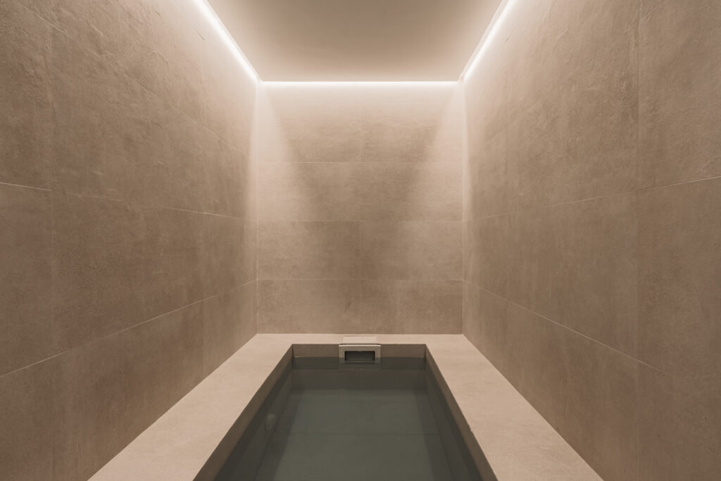 VILLA VALORA – BRAND NEW VILLA LOCATED IN NUEVA ANDALUCIA - Photo 13